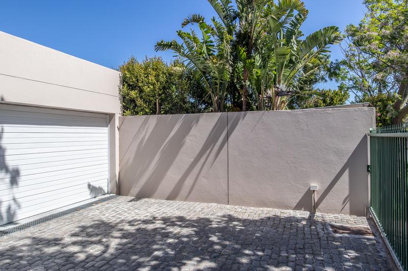 1 Bedroom Property for Sale in Bergvliet Western Cape